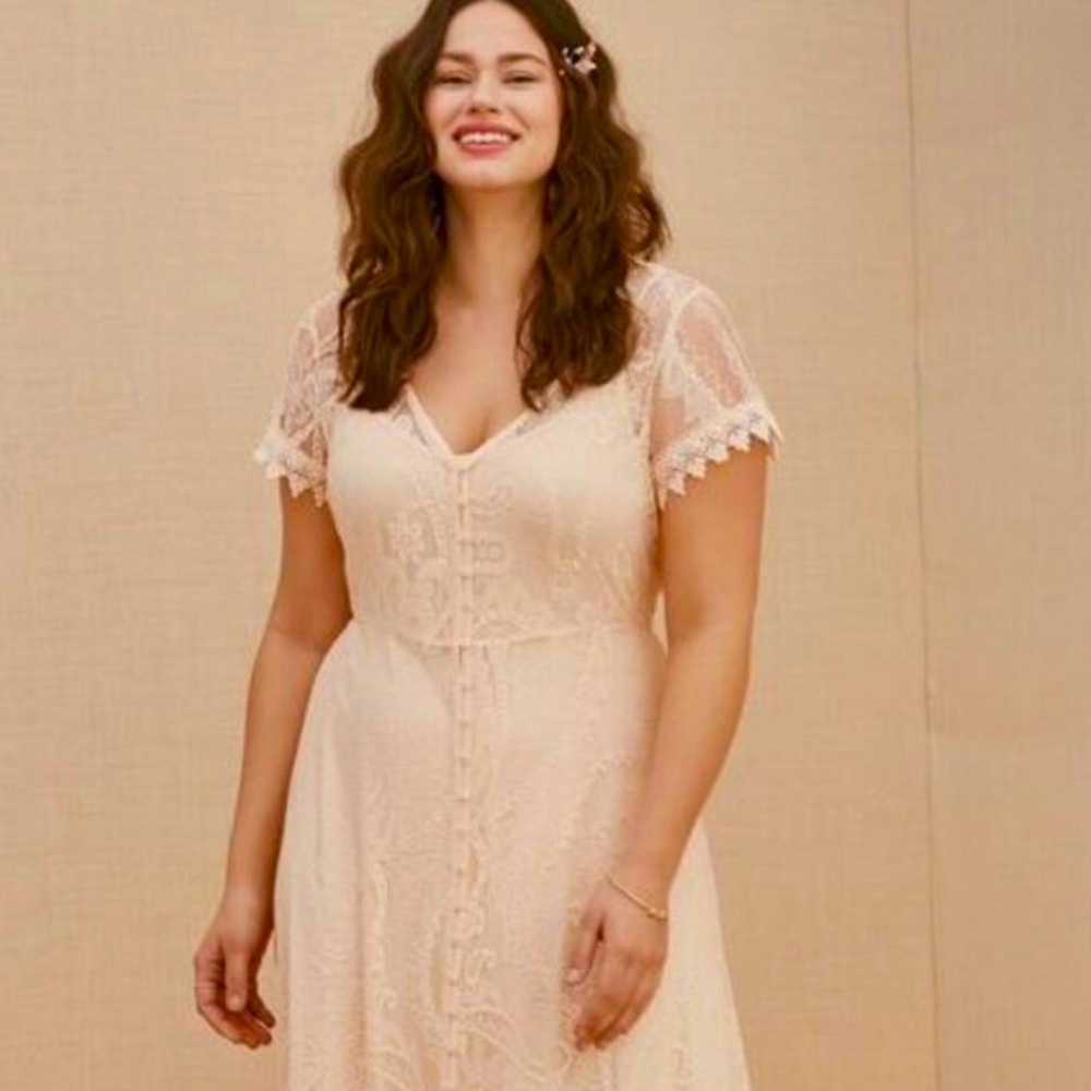 Torrid Lace Maxi Button Front Dress